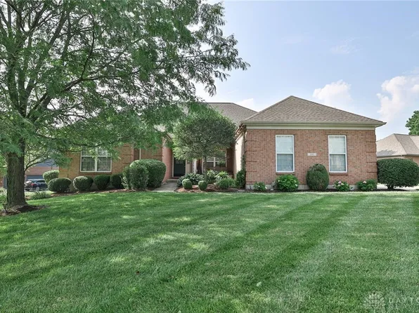 595 Heatherwoode Cir, Springboro, OH 45066