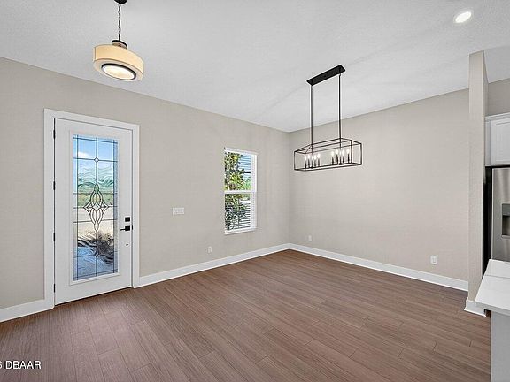 5th image of 8719 Ford Rd