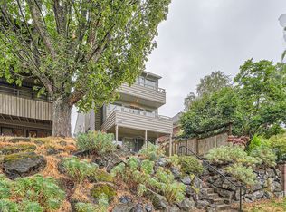 2110 46th Ave SW, Seattle, WA 98116