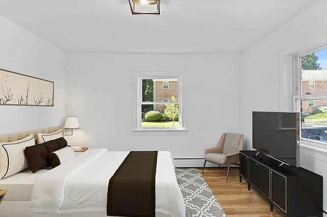 53 Aldrich Rd #A — Photo 8