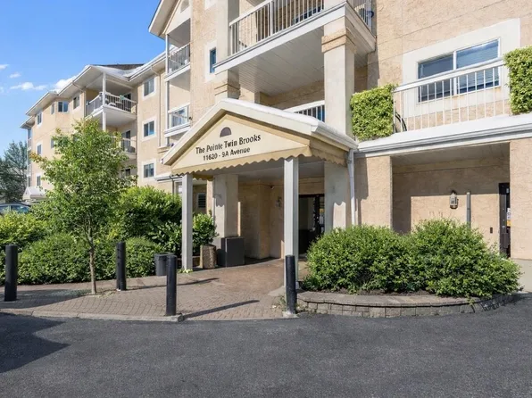 11620 9a Ave NW #116, Edmonton, AB T6J 7B4