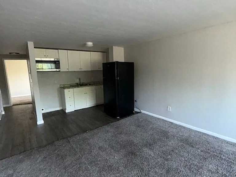 848 Riverview Ter #501 — Photo 2