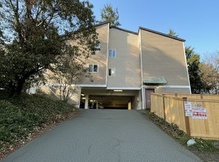 Stone Avenue Condominums, Seattle, WA 98133