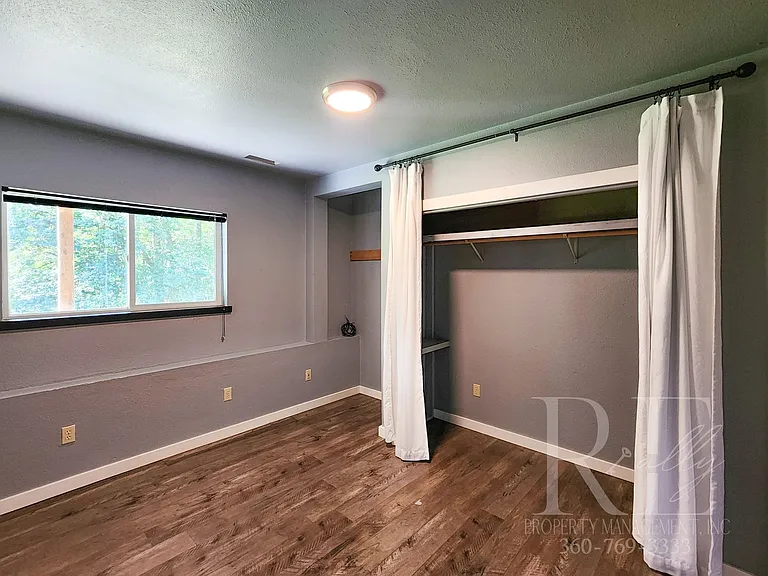 1928 NE Sipes Ln — Photo 21