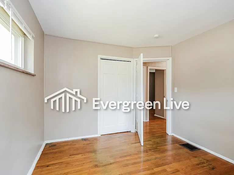 2020 Faywood Dr — Photo 11