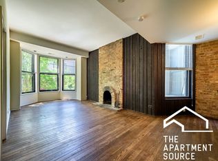 610 W Surf St #3, Chicago, IL 60657