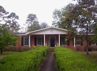 1005 Summit Dr, Albany, GA 31707
