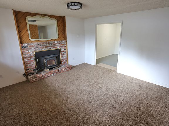 3rd image of 2603 E 33rd Ave