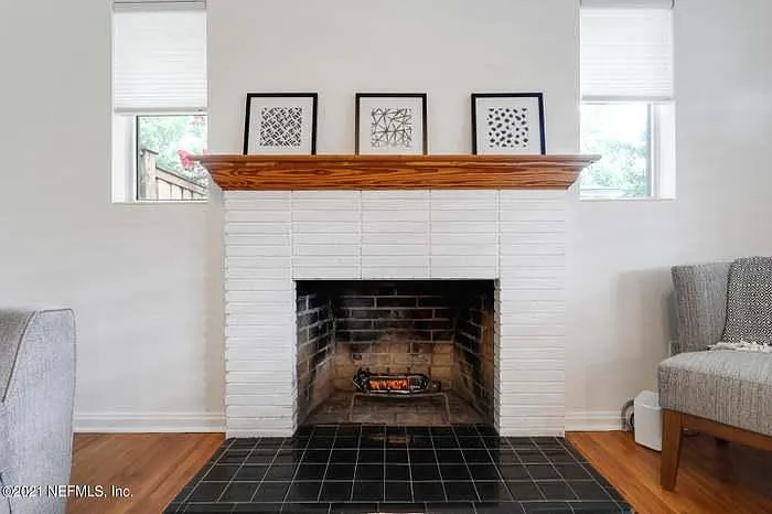 4226 Woodmere St — Photo 4