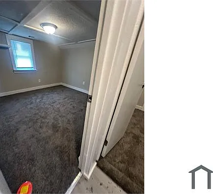 3 bed, 1000 sqft, $1,300 — Photo 4