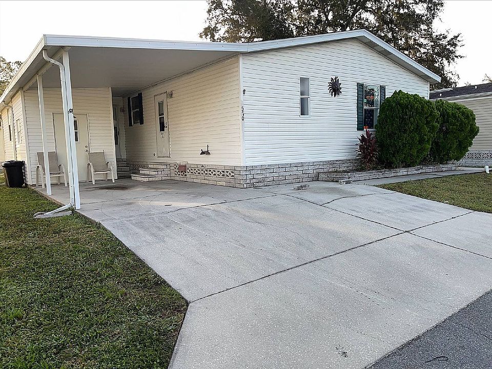1st image of 570 Clover Ln