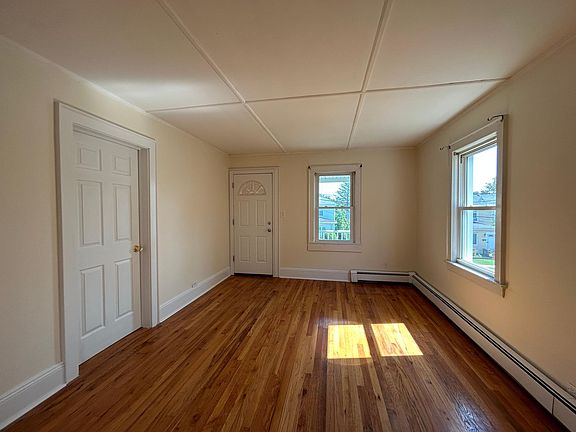 3rd image of 48 Loring Ave #2