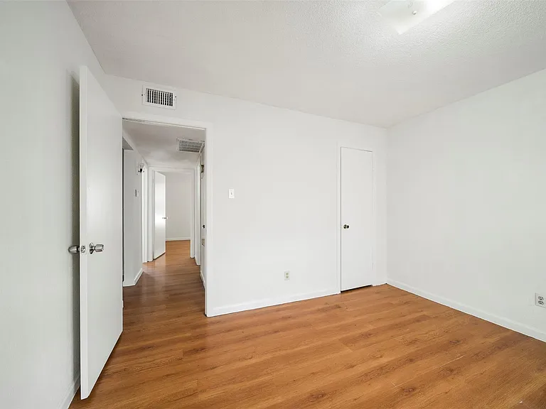 6201 Ranchester Dr #36 — Photo 15