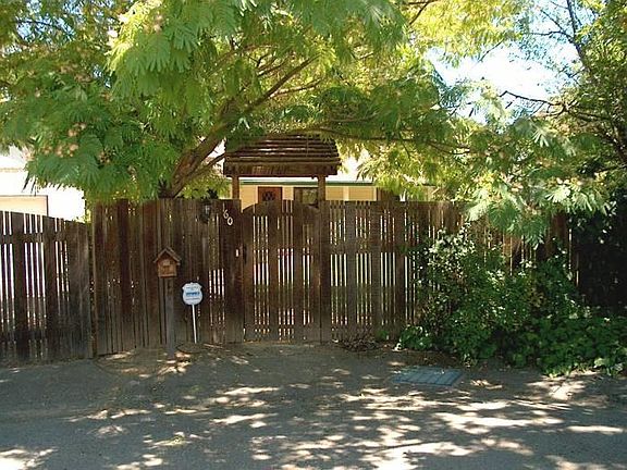 2nd image of 160 Norlyn Dr