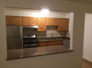 404 Inland Dr APT 1A, Wheeling, IL 60090