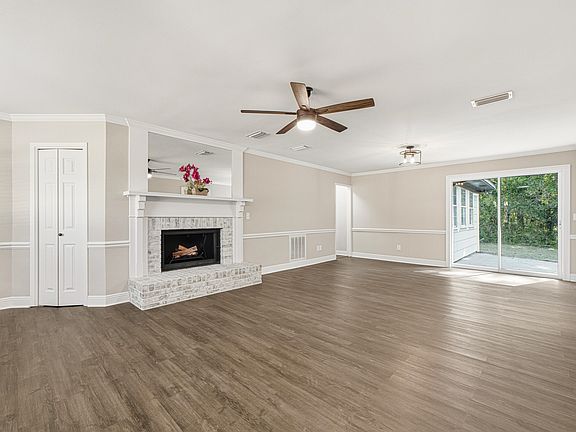 2nd image of 338 Pontevedra Ln
