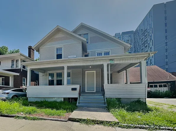 604.5 S 3rd St, Champaign, IL 61820