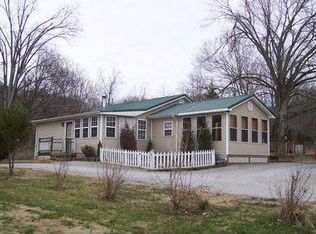 911 Dick Lively Rd, Falls Of Rough, KY 40119