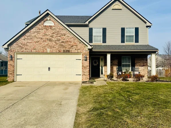 1068 Berrywood Dr, Greenwood, IN 46143