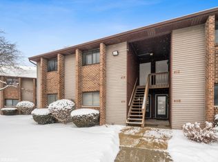 410 Heine Ave #410, Elgin, IL 60123