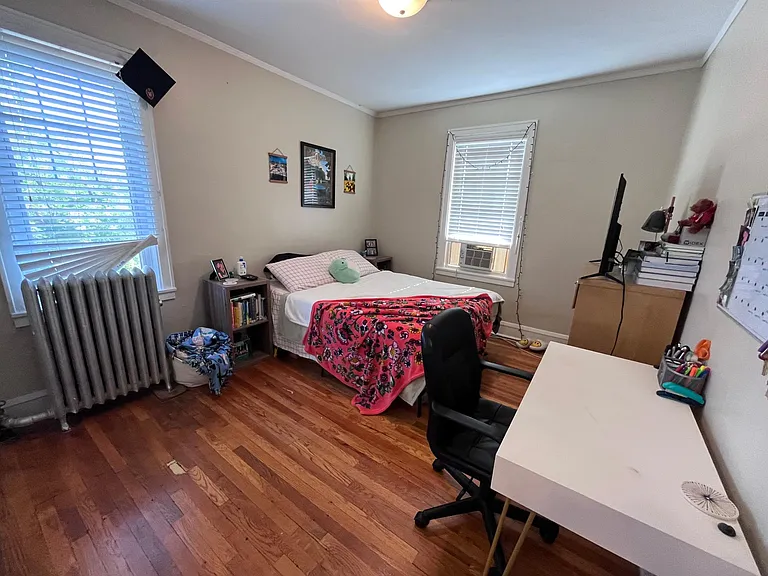 2517 Bryant Ave S #103 — Photo 16