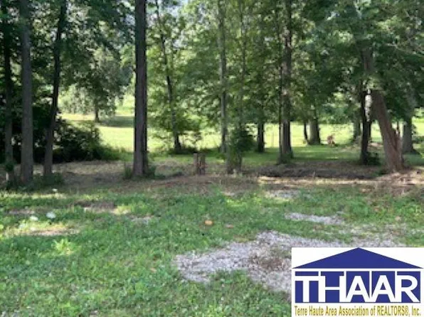 W Golden Oaks Dr, Brazil, IN 47834