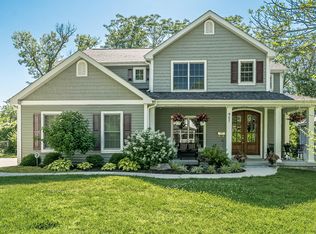 907 Simmons Ave, Saint Louis, MO