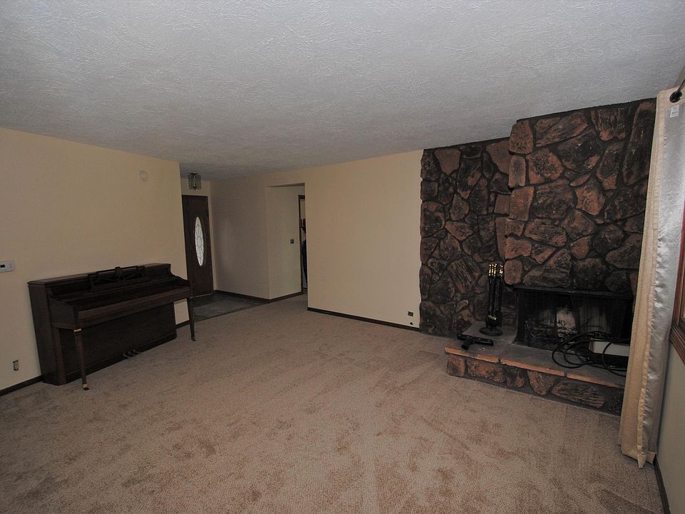 2nd image of N5968 Lakeview Dr