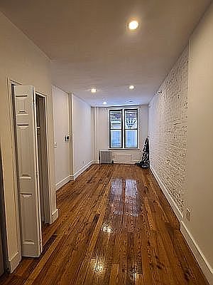 3rd image of 611 E 11th St APT 1C