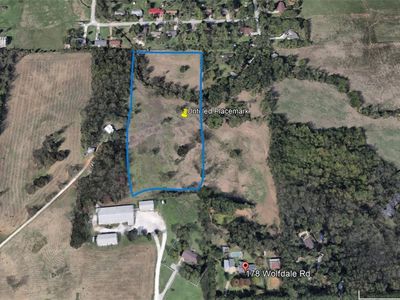 (Undisclosed Address), Farmington, AR, 72730