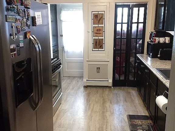 5th image of 71 Fullerton Ave