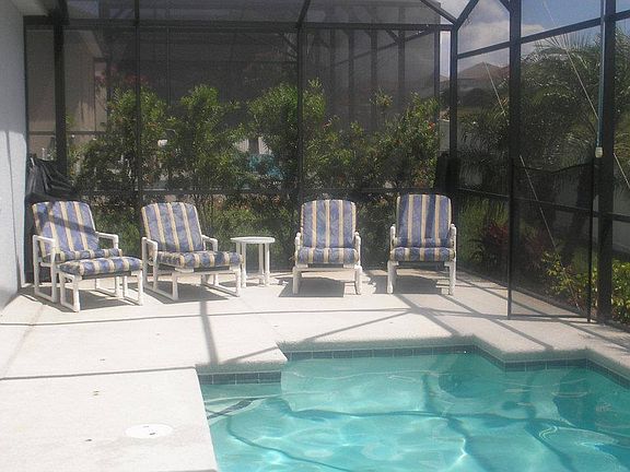 4th image of 744 Orista Dr