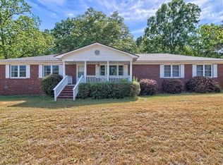 331 Holloway St, Pomaria, SC 29126