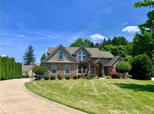 4797 N Aspen Ct, Canfield, OH