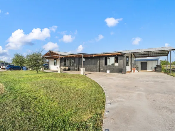 112 County Road 4028a, Chilton, TX 76632