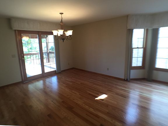 Dining Room to Covered Deck