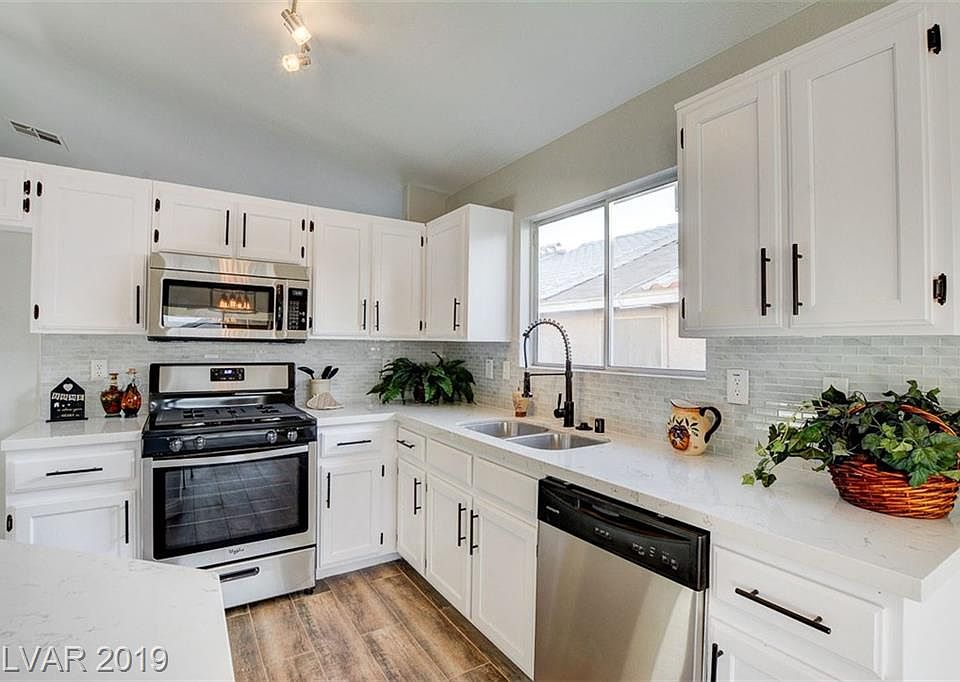 1st image of 6384 Gold Canyon Dr