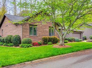 591 Ridgehaven Dr, Winston Salem, NC 27104