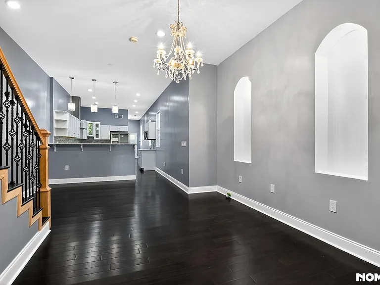 118 S Fulton Ave — Photo 5