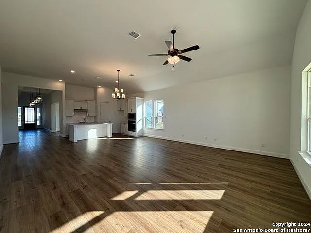 152 W Magnolia Cir — Photo 8