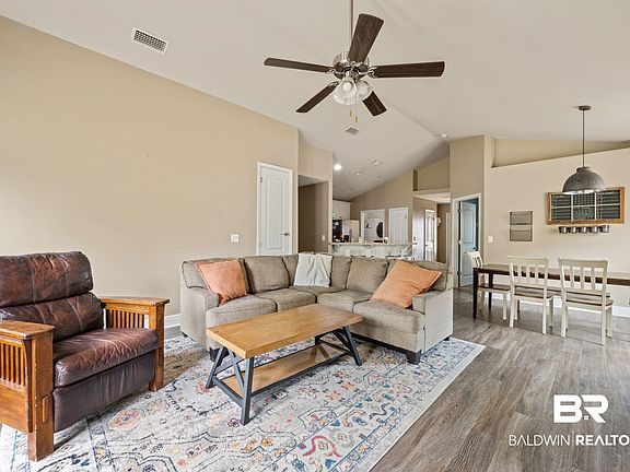 3rd image of 16177 Trace Dr