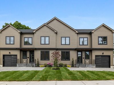 94 Grant St #2A, Waltham, MA, 02451