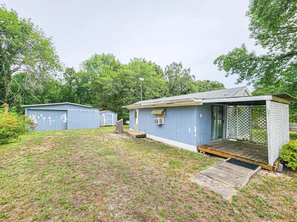 20699 Chipkmunk Trail, Wheatland, MO 65779