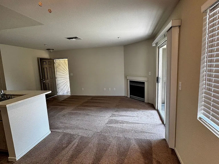 Whispering Oaks — Photo 19