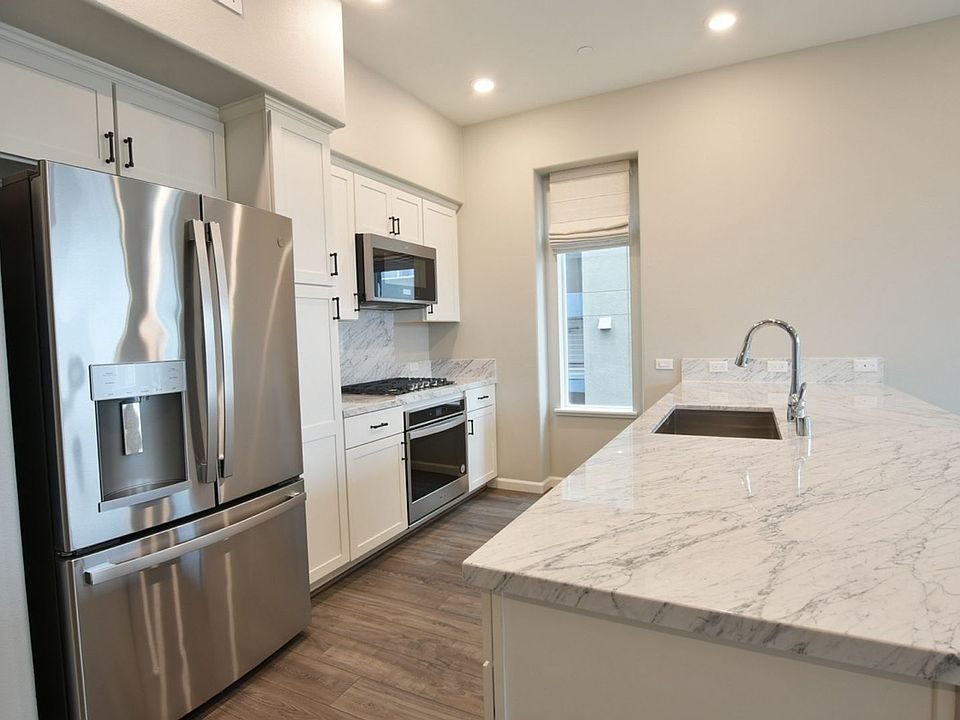 1st image of 2981 Henry Miller Pl #8