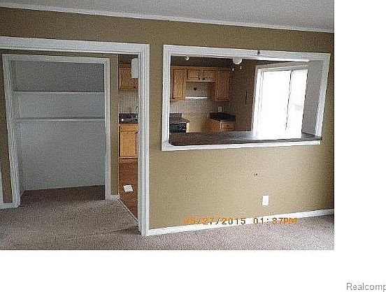 3rd image of 936 Village Dr #1