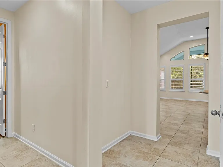 1201 E Redrock Ridge Ave — Photo 10