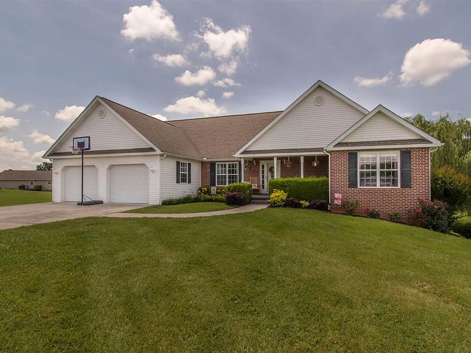 1st image of 3131 Blueberry Dr