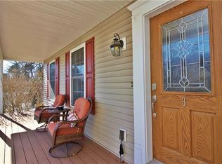 3 Pataki Farm Rd, Peekskill, NY 10566