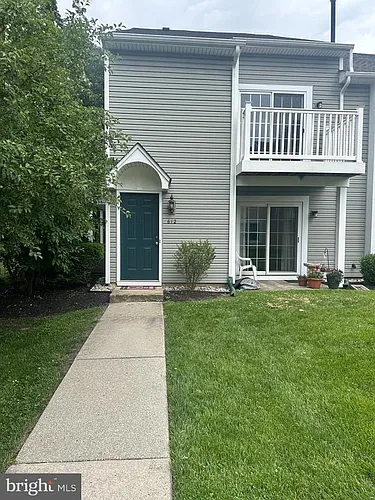 612 Yorkshire Ct Photo 1